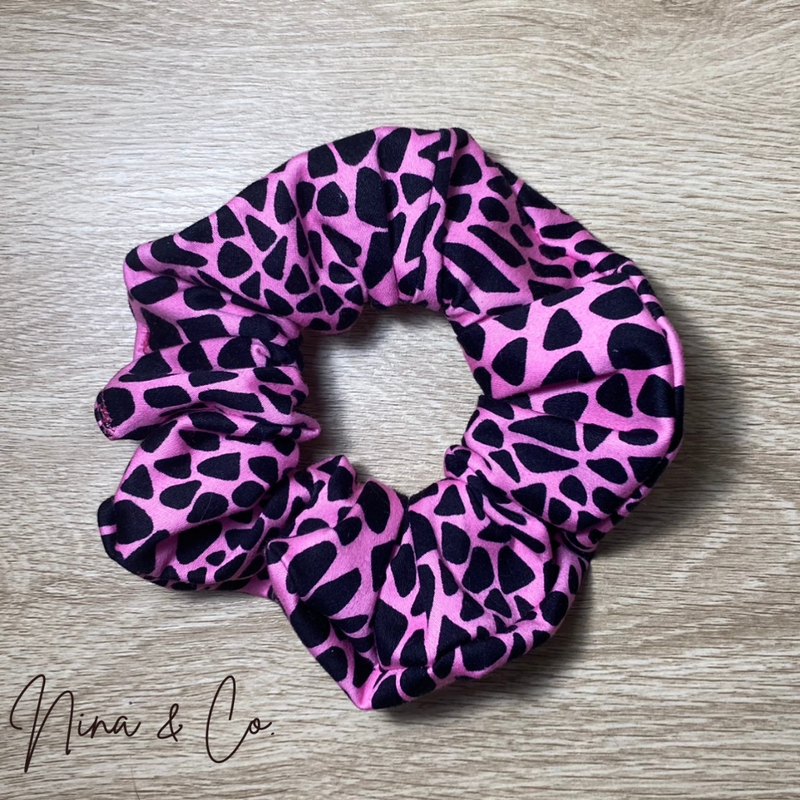 Boys & Girls Pink Scrunchie - Dante’s Pet Shop