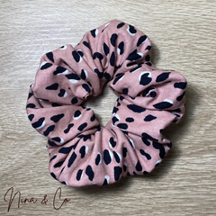 Sassy Girl Scrunchie - Dante’s Pet Shop